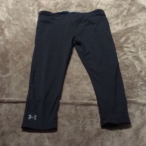Under armor crop legging
